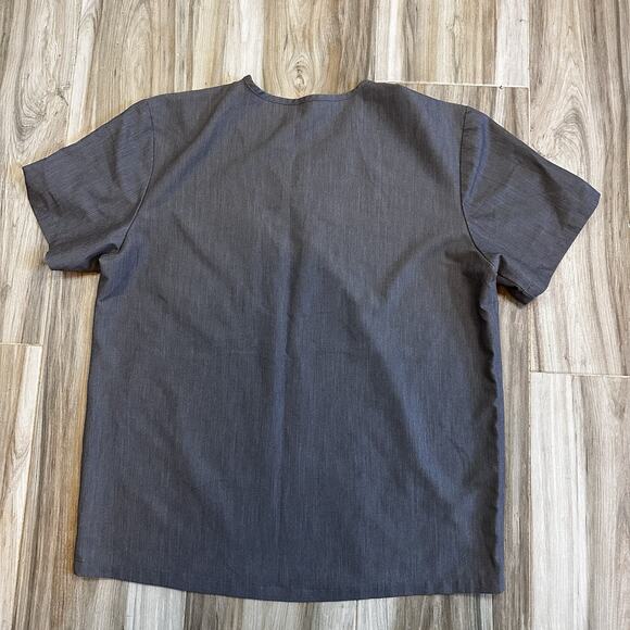 Figs Modern V-Neck Leon Pocket‎ Scrub Top Tailored Fit Graphite Gray Size XL - Picture 3 of 8